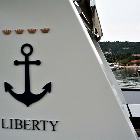 Willa Floating House Marina Royal Portorož Zewnętrze zdjęcie